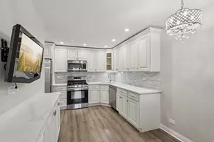 200 Lake Blvd, Buffalo Grove, IL 60089 - Photo 12