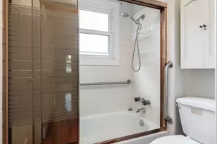 7924 Westview Ln, Woodridge, IL 60517 - Photo 24