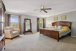 2681 Braeburn Way, Woodstock, IL 60098 - Photo 16