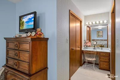 9N601 Santa Fe Trail, Elgin, IL 60124 - Photo 22