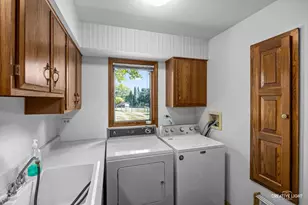 9N601 Santa Fe Trail, Elgin, IL 60124 - Photo 18