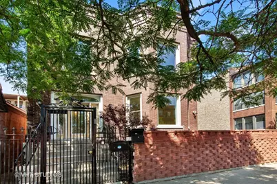 852 W Belle Plaine Avenue #1, Chicago, IL 60613 - Photo 1