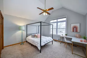 310 Westhaven Cir, Geneva, IL 60134 - Photo 12