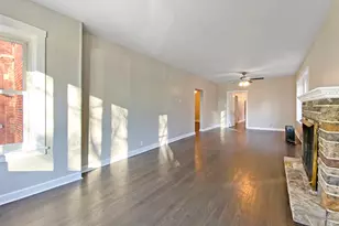 3701 N Lowell Ave, Chicago, IL 60641 - Photo 12