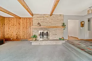 2630 Vale Ct, Downers Grove, IL 60516 - Photo 6