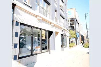 946 W Montrose Avenue #946, Chicago, IL 60613 - Photo 2