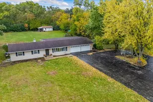 9520 Stacy Ln, Union, IL 60180 - Photo 1