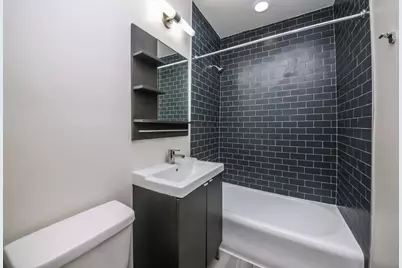 944 W Montrose Avenue #103, Chicago, IL 60613 - Photo 8