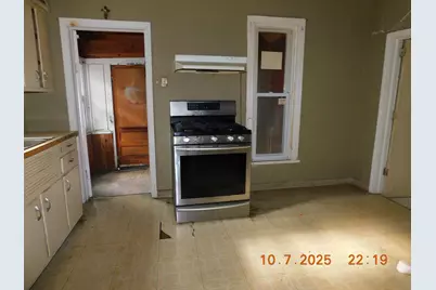 380 Calumet Boulevard, Harvey, IL 60426 - Photo 4