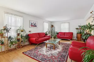 810 Silver Rock Ln, Buffalo Grove, IL 60089 - Photo 2