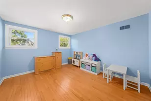 25W257 Gunston Ave, Naperville, IL 60540 - Photo 20