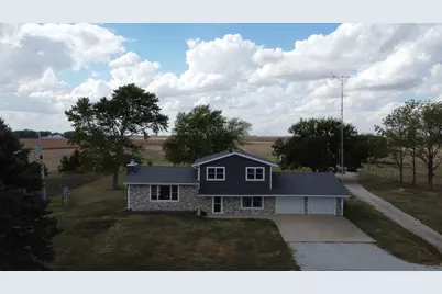 1985 N 670 E Road, Gilman, IL 60938 - Photo 1