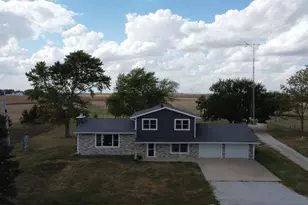 1985 N 670 East Rd, Gilman, IL 60938 - Photo 1