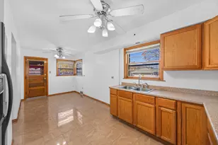 9000 S Cornell Ave, Chicago, IL 60617 - Photo 12