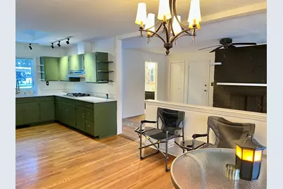 705 W Fabyan Parkway, Geneva, IL 60134 - Photo 8