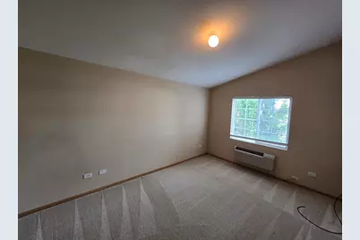 1531 Silverstone Drive #1531, Carpentersville, IL 60110 - Photo 6