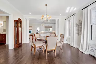 460 Pennsylvania Ave, Glen Ellyn, IL 60137 - Photo 8