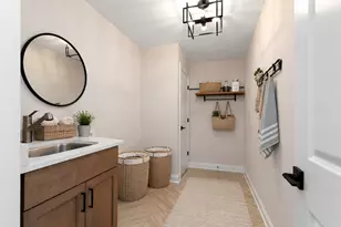 700 Czacki St, Lemont, IL 60439 - Photo 18