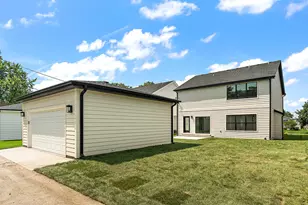 700 Czacki St, Lemont, IL 60439 - Photo 30