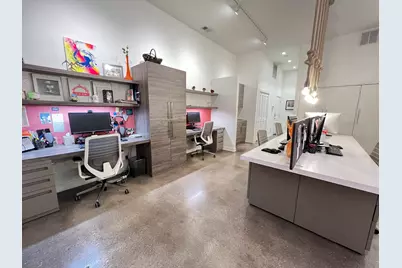 1419 W Belmont Avenue, Chicago, IL 60657 - Photo 12