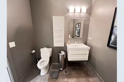 1419 W Belmont Avenue, Chicago, IL 60657 - Photo 32