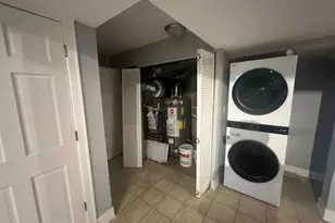 2543 Crawford Ave, Evanston, IL 60201 - Photo 16