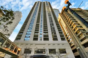 200 N Dearborn St, Chicago, IL 60601 - Photo 2
