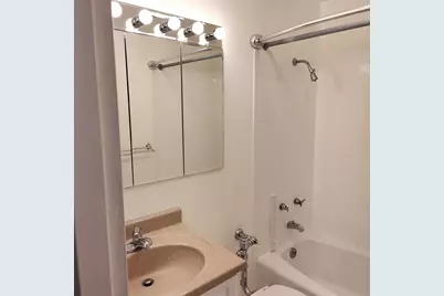 777 N Michigan Avenue #2002, Chicago, IL 60611 - Photo 4