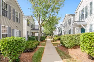 799 Symphony Dr, Aurora, IL 60504 - Photo 6