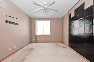 799 Symphony Dr, Aurora, IL 60504 - Photo 16