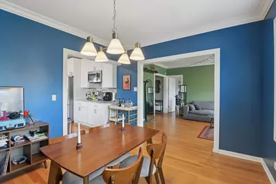 3558 W Belle Plaine Avenue #3, Chicago, IL 60618 - Photo 8