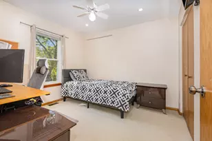 1201 Oak Ridge Dr, Streamwood, IL 60107 - Photo 22