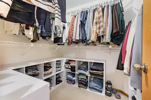 1201 Oak Ridge Dr, Streamwood, IL 60107 - Photo 18