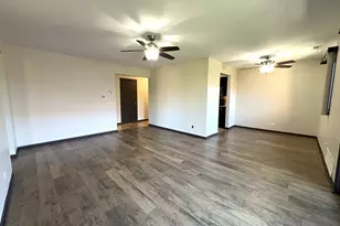 15805 Peggy Ln, Oak Forest, IL 60452 - Photo 8