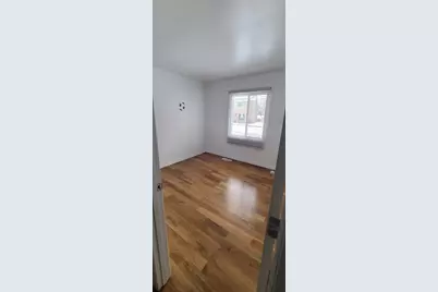 996 Hawthorne Drive, Crystal Lake, IL 60014 - Photo 10