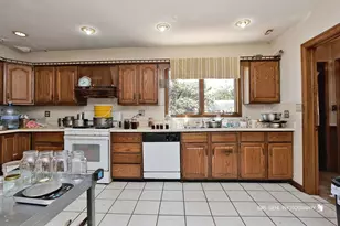 91 S Milwaukee Ave, Vernon Hills, IL 60061 - Photo 8