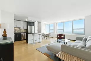 1700 E 56th St, Chicago, IL 60637 - Photo 2