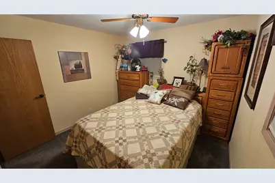 110 Elm Lane, Streamwood, IL 60107 - Photo 16