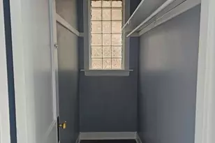 2441 W 46th Pl, Chicago, IL 60632 - Photo 6