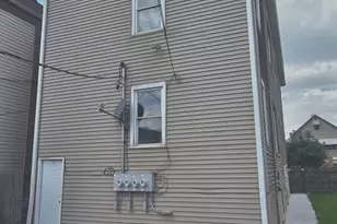 2441 W 46th Pl, Chicago, IL 60632 - Photo 8