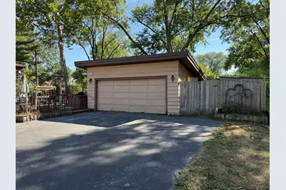 1901 W Plainfield Road, La Grange Highlands, IL 60525 - Photo 26