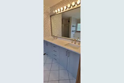 260 Shipland Drive, Crystal Lake, IL 60012 - Photo 10