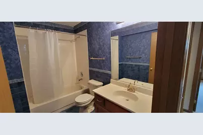 260 Shipland Drive, Crystal Lake, IL 60012 - Photo 16