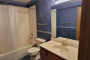 260 Shipland Dr, Crystal Lake, IL 60012 - Photo 16