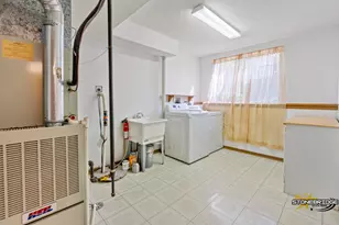 260 Shipland Dr, Crystal Lake, IL 60012 - Photo 22