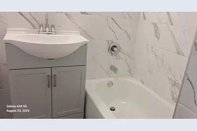 [Address not provided], Chicago, IL 60660 - Photo 8