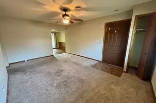 1305 Brian Pl, Urbana, IL 61802 - Photo 8