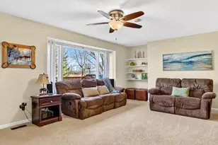 4015 Sunnyside Rd, Woodstock, IL 60098 - Photo 14