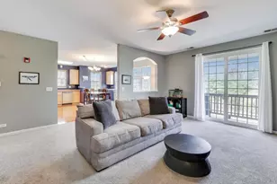 890 June Terrace, Lake Zurich, IL 60047 - Photo 4