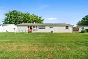 32 Peggy Dr, Sandwich, IL 60548 - Photo 22